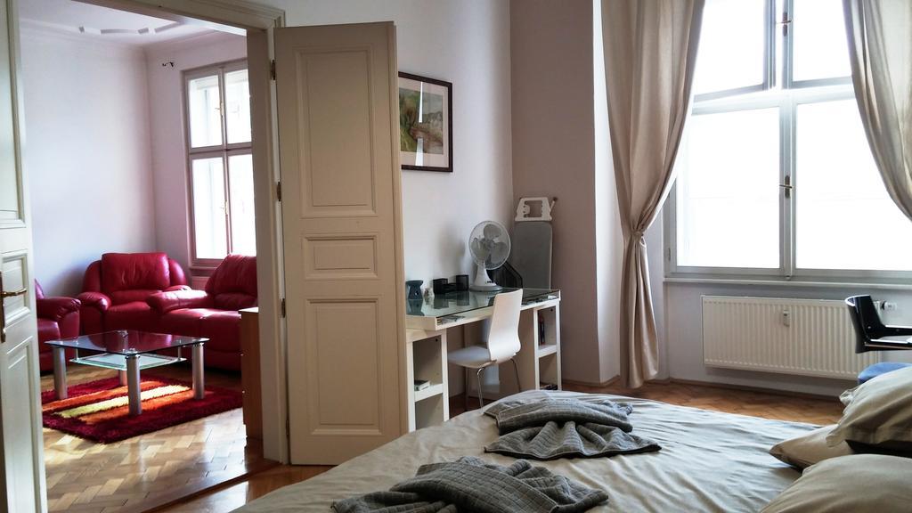Apartment Balbinova Praha Ruang foto